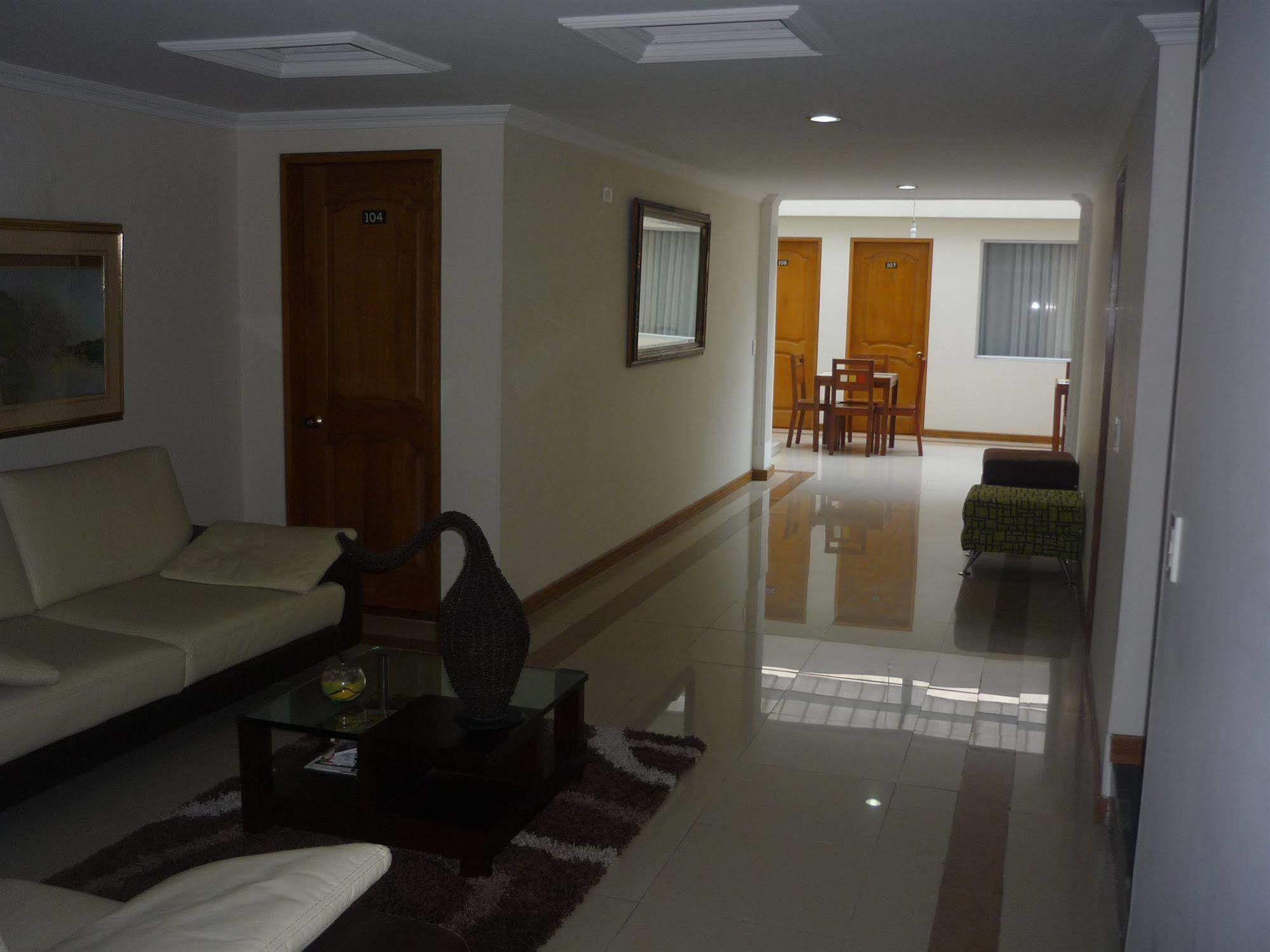 Hotel Casa La Riviera Богота Экстерьер фото